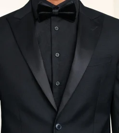 G Grafton Tuxedos|Suit Separates*Modern Fit Stretch Peak Lapel Tuxedo