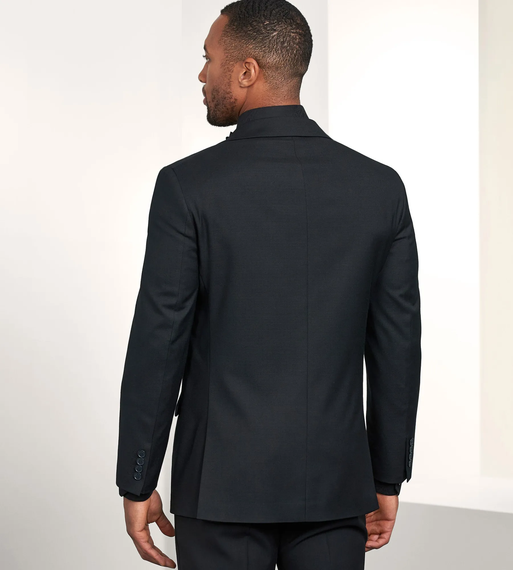 G Grafton Tuxedos|Suit Separates*Modern Fit Stretch Peak Lapel Tuxedo