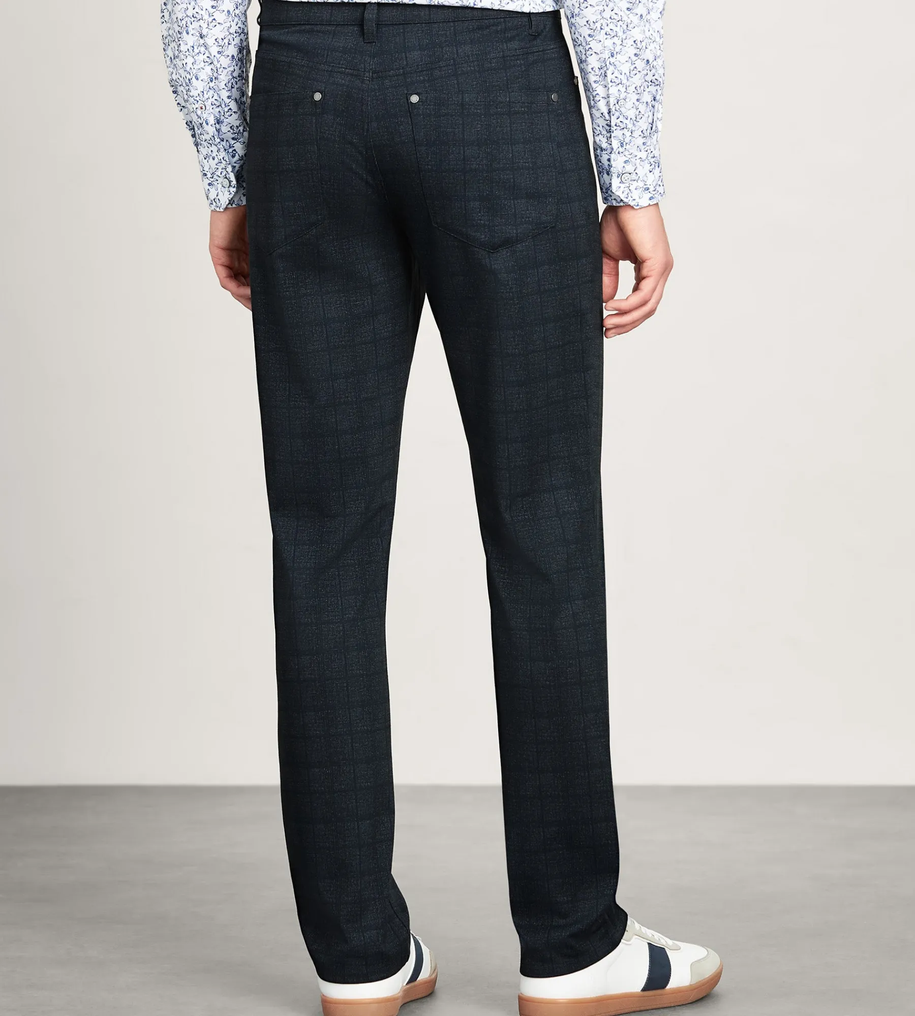 Jermyn & Bond Casual Pants*Modern Fit 4-way Stretch 5-Pocket Check Casual Pant Navy